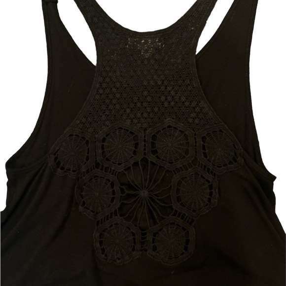 Painted Threads. Black Tank with Crochet back. - Picture 2 of 5